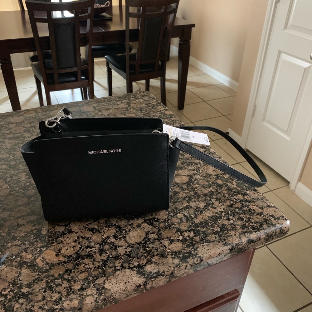 ❗️🎉HUGE SALE🎉❗️ Michael Kors bundle set!!